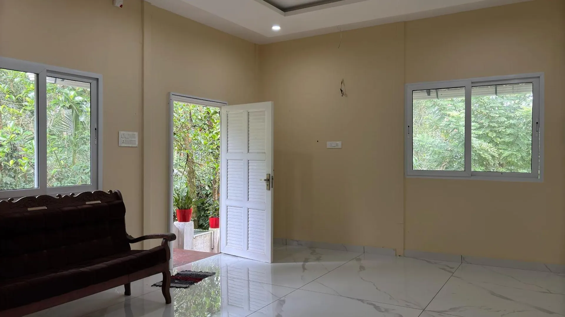Prauvilla Homestay Padinjarathara 0*,