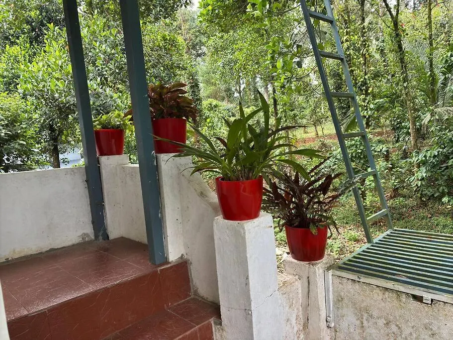 Prauvilla Homestay Padinjarathara Holiday home