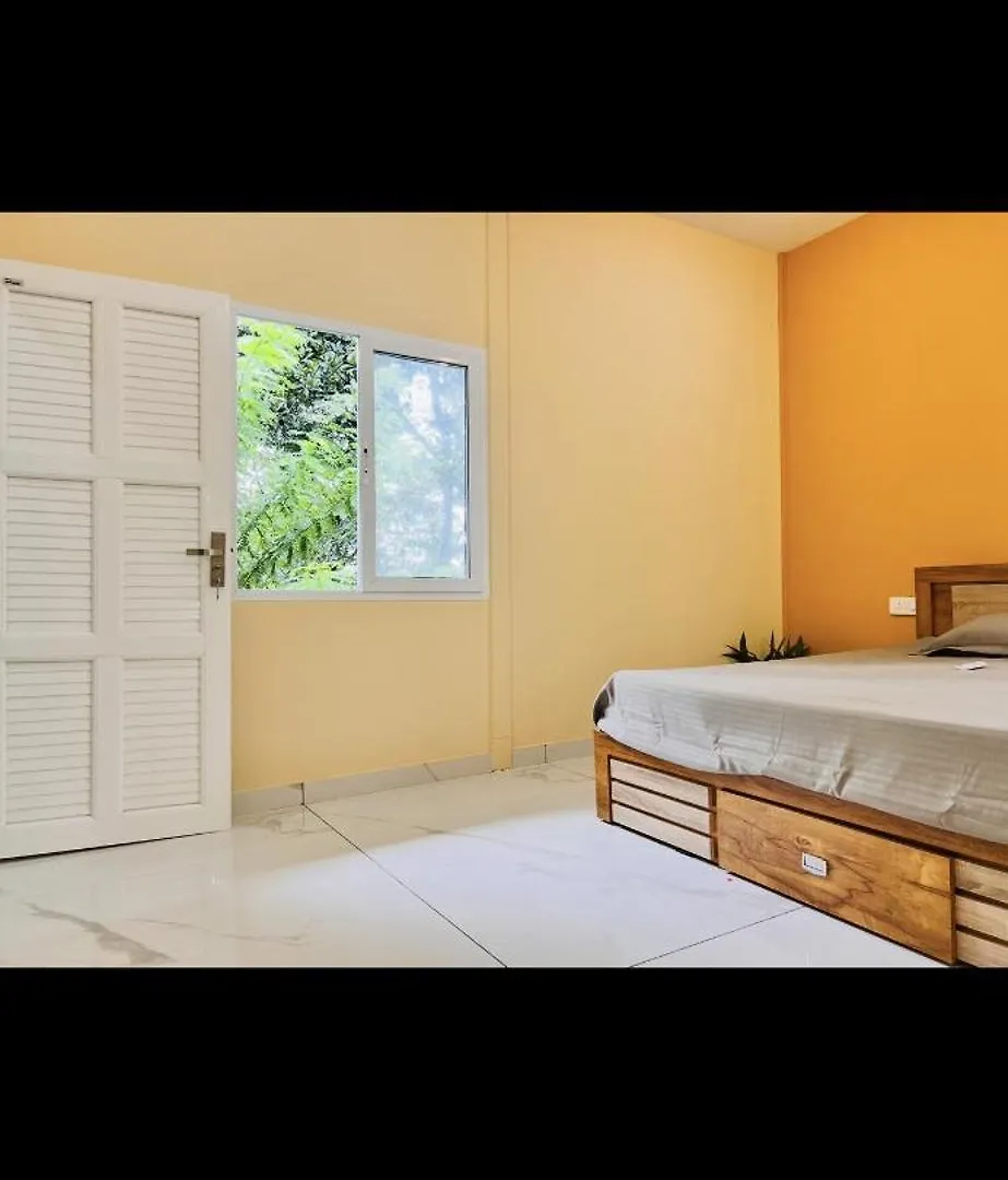 Prauvilla Homestay Padinjarathara